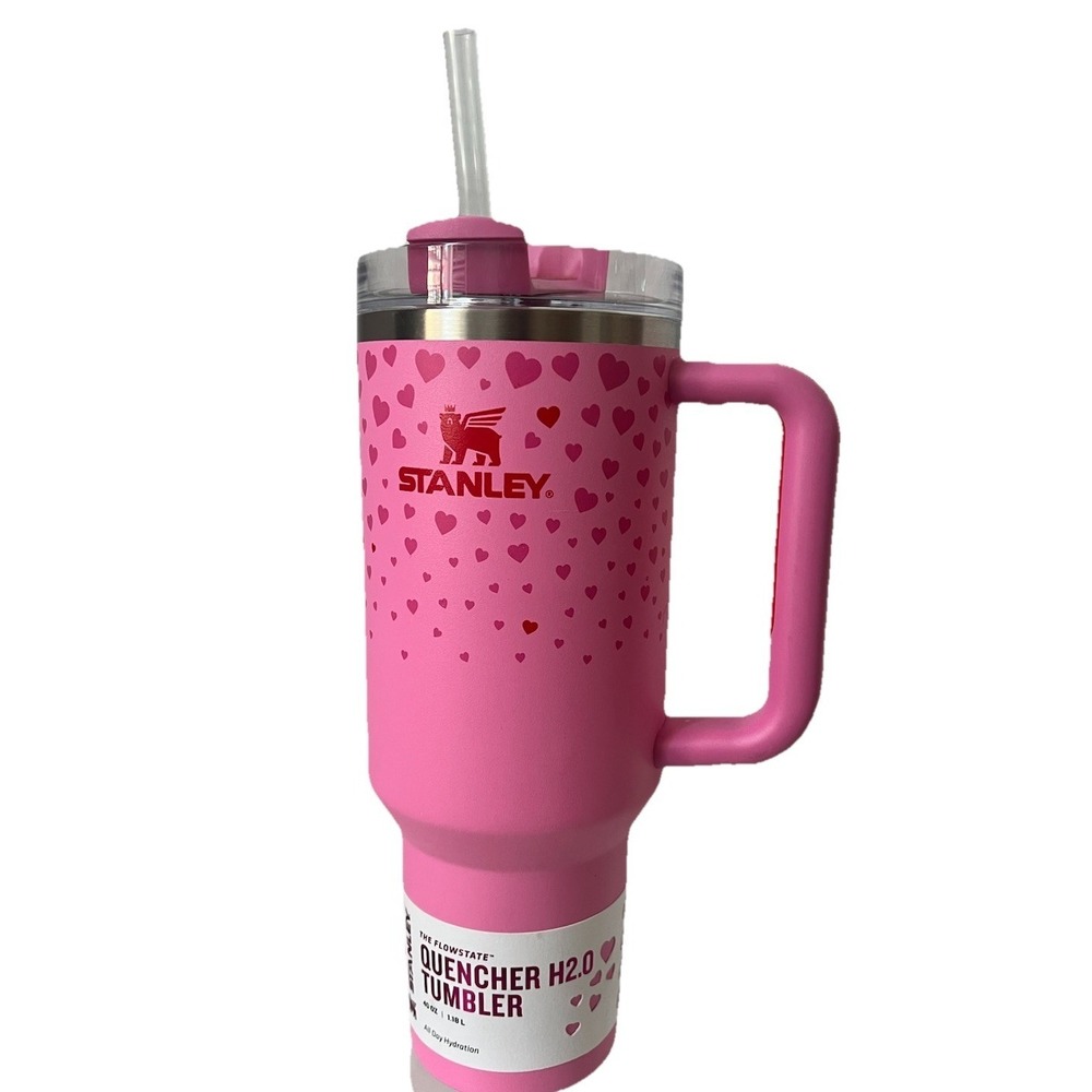 NWT Stanley Quencher H2.0 40oz Tumbler Pink Hearts 2025 Valentine Edition